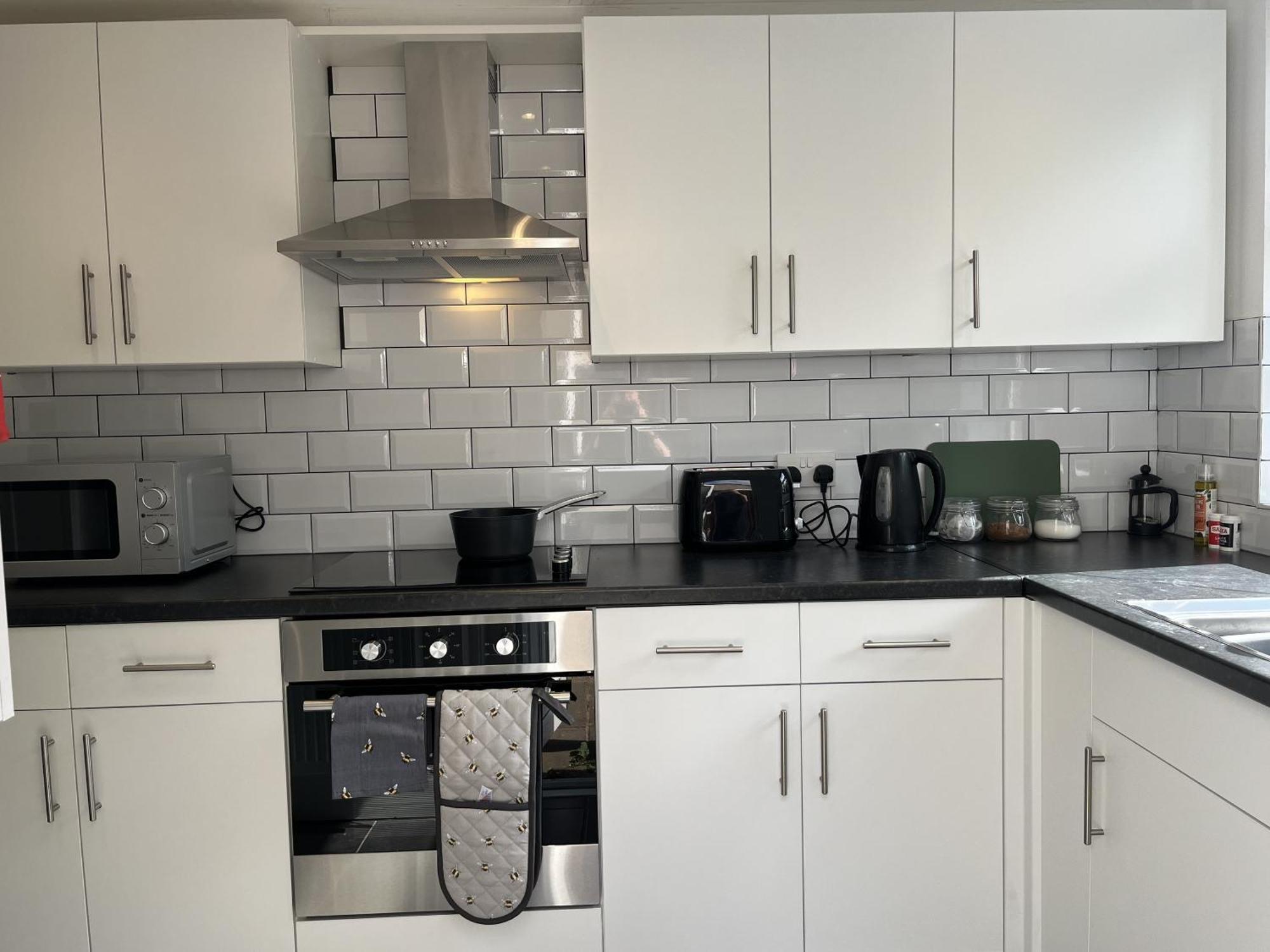 Modernised Central Wigan Townhouse Sleeps Up To 6 Bagian luar foto